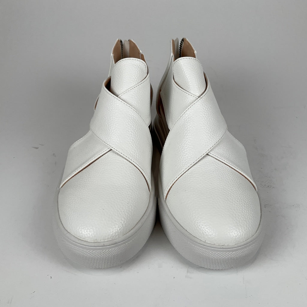 Sakura - Shoes Size 9